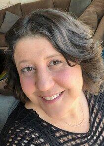 photo of Lisa Vinnecour