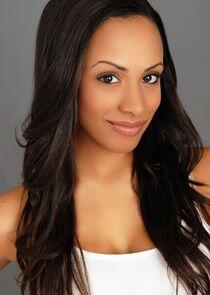 Nicolette Robinson