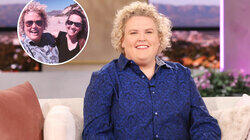 Fortune Feimster, Tasha Cobbs Leonard Fortune Feimster, Tasha Cobbs Leonard