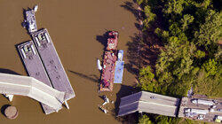 Oklahoma Freeway Free-fall Oklahoma Freeway Free-fall