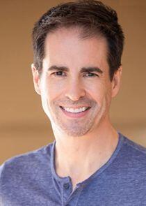 photo of Tom Ashton