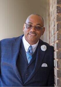 photo of Everett Kelley photo of Everett Kelley