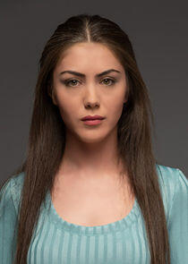Aslı Özer Aslı Özer