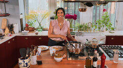 Selena + Padma Lakshmi Selena + Padma Lakshmi
