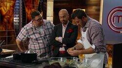 9 Chefs Compete (1) 9 Chefs Compete (1)