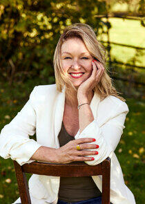 photo of Lollie Mancey photo of Lollie Mancey