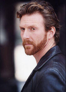 Aaron Hendry Aaron Hendry