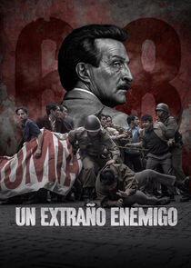 Un extraño enemigo Un extraño enemigo