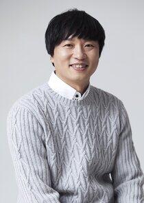 photo of Jeon Bae Su photo of Jeon Bae Su