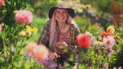 Episode 4 - Autumn: Fabulous Flowers and Urban Farmers