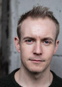 photo of Andrew Macklin photo of Andrew Macklin