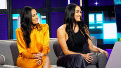 Nikki Bella, Brie Bella Nikki Bella, Brie Bella