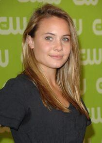 Leah Pipes Leah Pipes