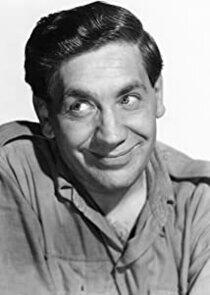 photo of Alfie Bass photo of Alfie Bass