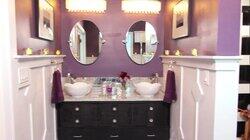 An Old Wallpapered Bathroom An Old Wallpapered Bathroom
