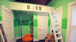 Playground Bedroom/Entry Bath Playground Bedroom/Entry Bath