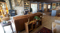 Rustic and Modern Mix-Up Rustic and Modern Mix-Up