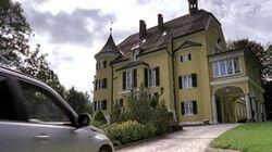 Hinter der Fassade Hinter der Fassade