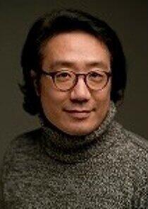 photo of Yoon Tak photo of Yoon Tak