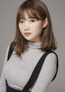 photo of Jo Ah Young photo of Jo Ah Young