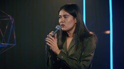 Patti Harrison - Performing a Song for Dua Lipa Patti Harrison - Performing a Song for Dua Lipa