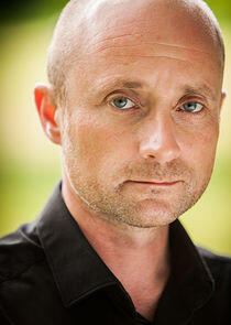 Owen Arwyn Owen Arwyn