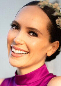 photo of Davina Potratz photo of Davina Potratz