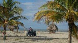 Saving on the Spacious Sands of La Ceiba, Honduras Saving on the Spacious Sands of La Ceiba, Honduras