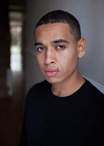 Ezra Elliott