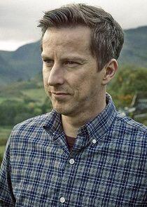 Paul Hughes Paul Hughes
