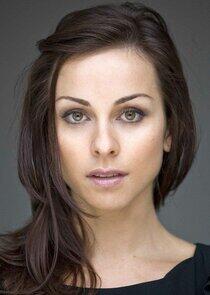 photo of Lindsay Armaou photo of Lindsay Armaou