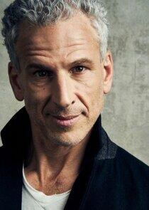 photo of Andrew Oliveri