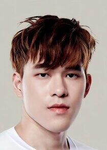 Chutipon Limsirithong Chutipon Limsirithong