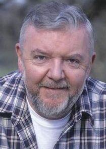 Tony Haygarth Tony Haygarth