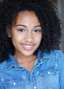 Lexi Underwood Lexi Underwood