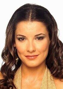 İrem Altuğ İrem Altuğ