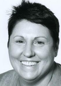 Lorraine Cheshire Lorraine Cheshire