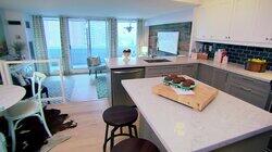 Single in the City and Looking for a Deluxe Pad Single in the City and Looking for a Deluxe Pad