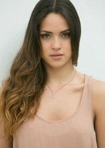 Adria Arjona Adria Arjona