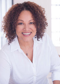 photo of Sandi Schultz photo of Sandi Schultz