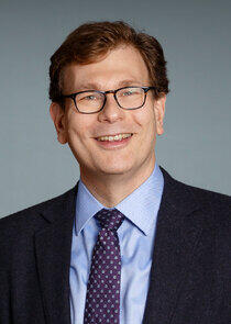 photo of Adam Ratner