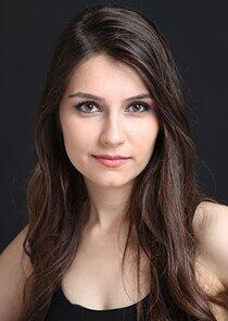 photo of Esra İşgüzar photo of Esra İşgüzar