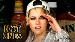 Kristen Stewart Brings the Angels to Eat Spicy Wings Kristen Stewart Brings the Angels to Eat Spicy Wings