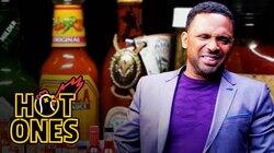 Mike Epps Gets Crushed by Spicy Wings Mike Epps Gets Crushed by Spicy Wings