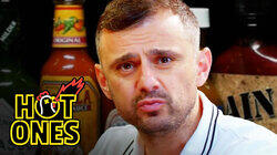 Gary Vaynerchuk Tests His Mental Toughness While Eating Spicy Wings