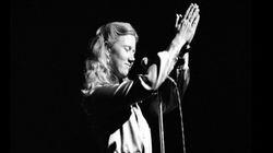 Holly Near: Singing for Our Lives Holly Near: Singing for Our Lives