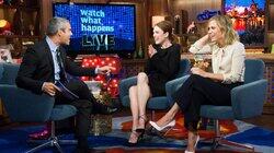 Julianne Moore & Kristen Wiig Julianne Moore & Kristen Wiig