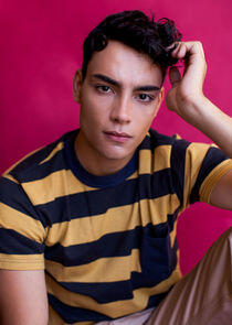 photo of Evan Evagora