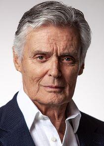 Simon Williams Simon Williams
