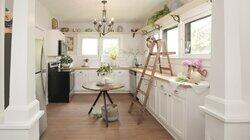 Cottage Becomes Artistic Oasis Cottage Becomes Artistic Oasis